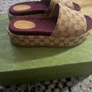 Gucci Tan and Purple Platform Sandals